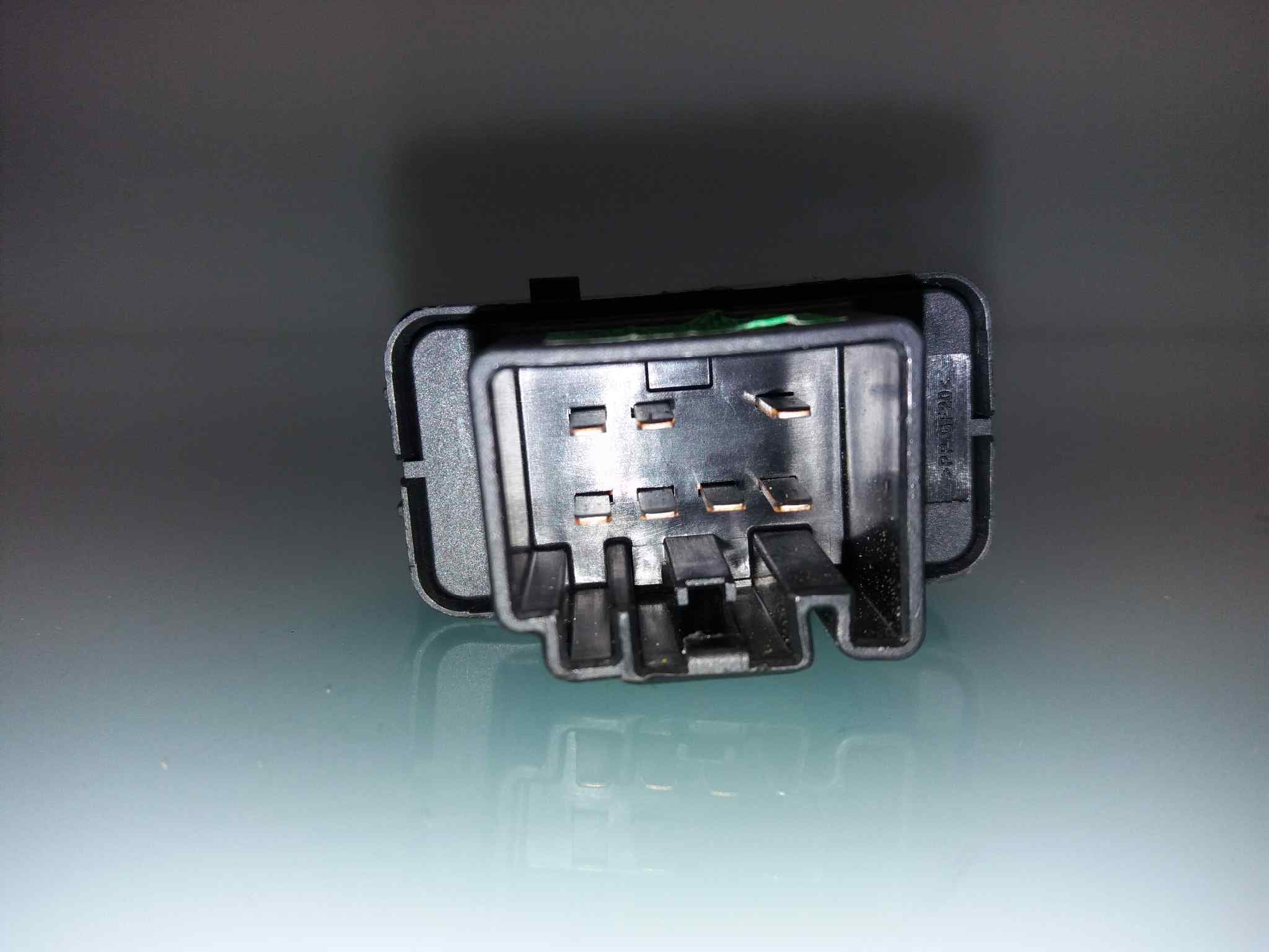 Mando elevalunas delantero derecho LAND ROVER FREELANDER (LN) 5