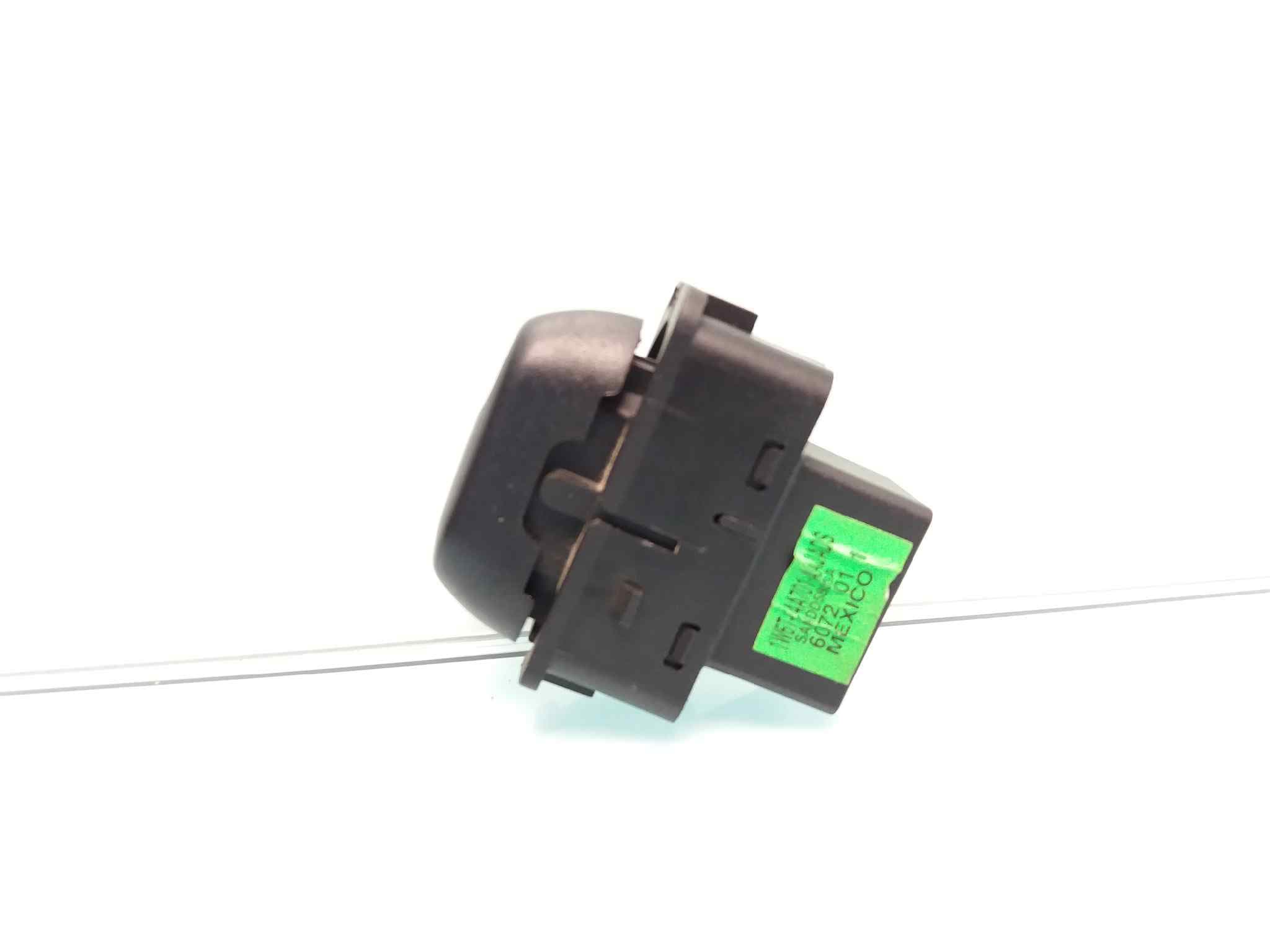 Mando elevalunas delantero derecho LAND ROVER FREELANDER (LN) 4