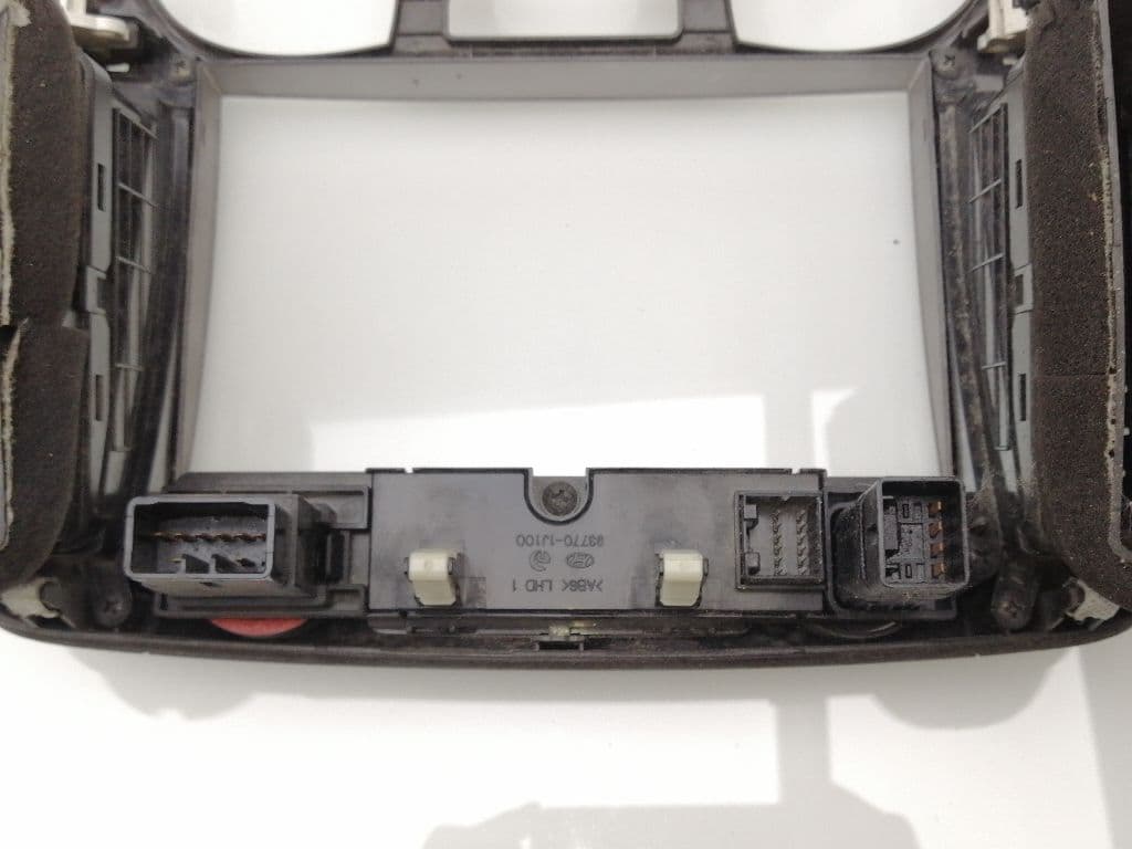 Plastico HYUNDAI I20 3