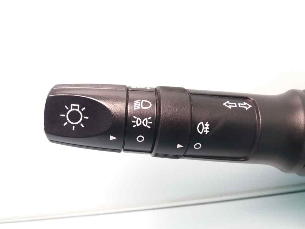 Mando multifuncion HYUNDAI I20 3