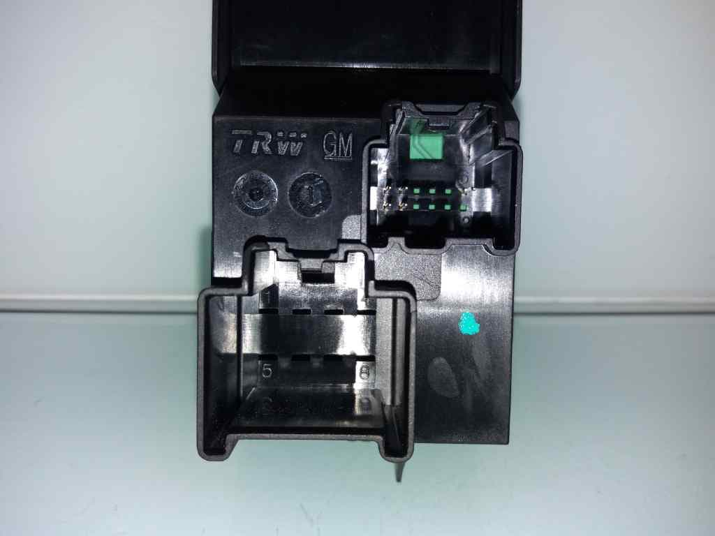 Mando elevalunas delantero derecho OPEL INSIGNIA SPORTS TOURER 3