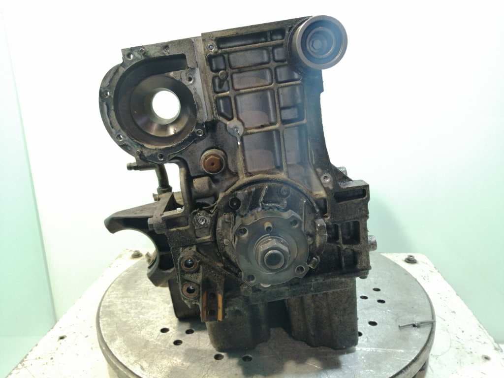 Bloque VOLVO V70 FAMILIAR 2