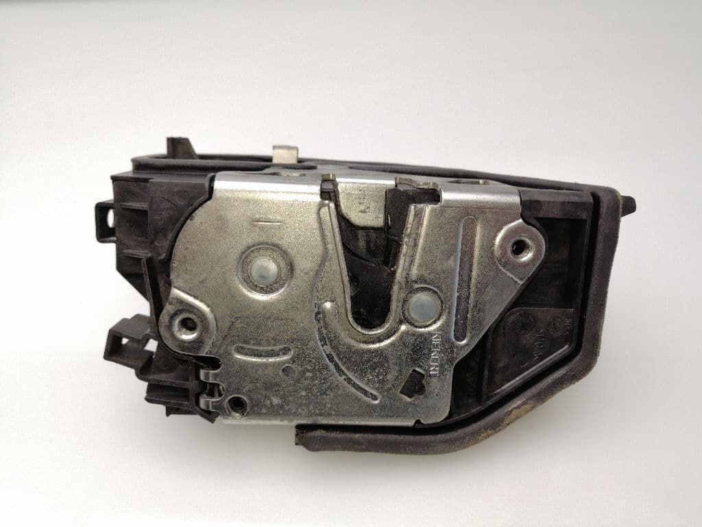 Cerradura puerta delantera derecha BMW SERIE 5 BERLINA (E39)