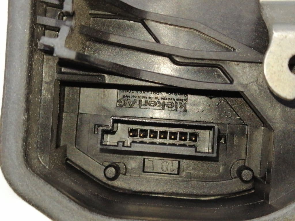 Cerradura puerta delantera izquierda BMW SERIE 5 BERLINA (E39) 4