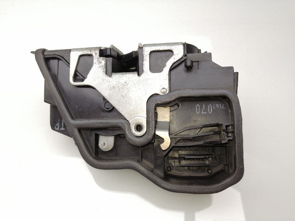 Cerradura puerta trasera derecha BMW SERIE 5 BERLINA (E39)