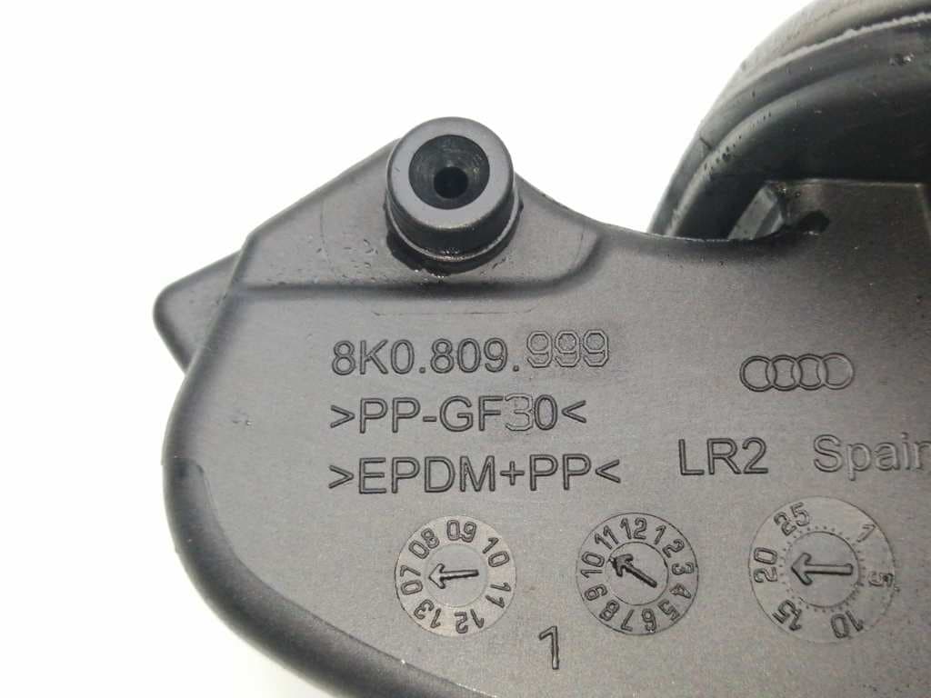 Tapa exterior combustible AUDI A4 BERLINA (8E) 3