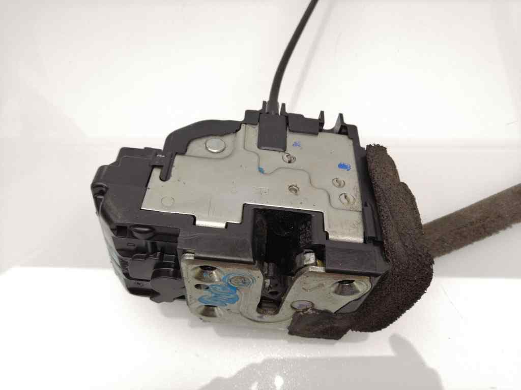 Cerradura puerta delantera derecha NISSAN NV 200 (M20) 3