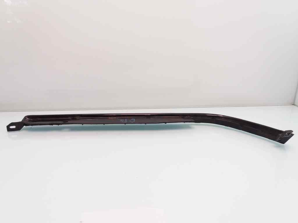 Plastico MERCEDES-BENZ CLASE C (W203) BERLINA 3