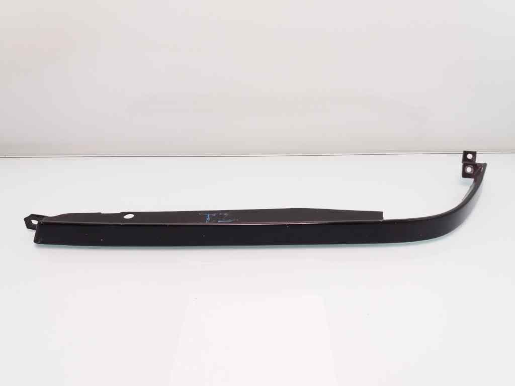 Plastico MERCEDES-BENZ CLASE C (W203) BERLINA