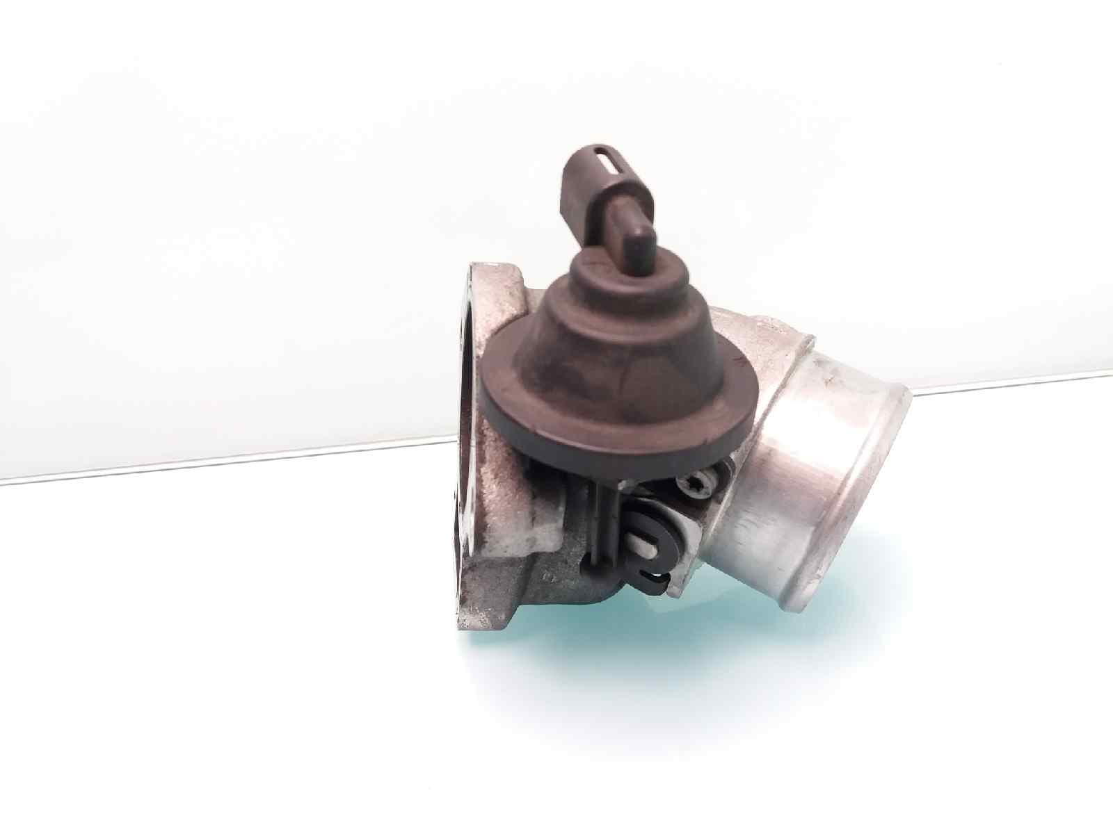 Caja mariposa AUDI A4 AVANT (B5) 4