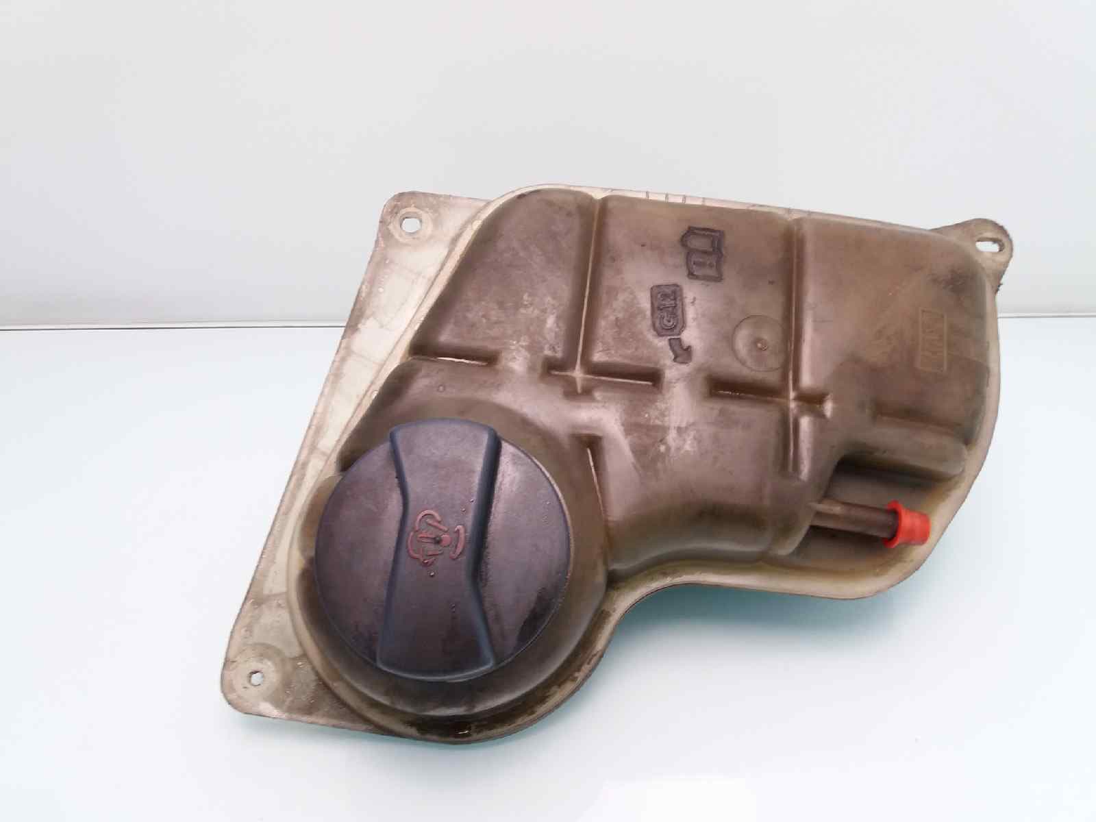 Deposito expansion AUDI A4 AVANT (B5)