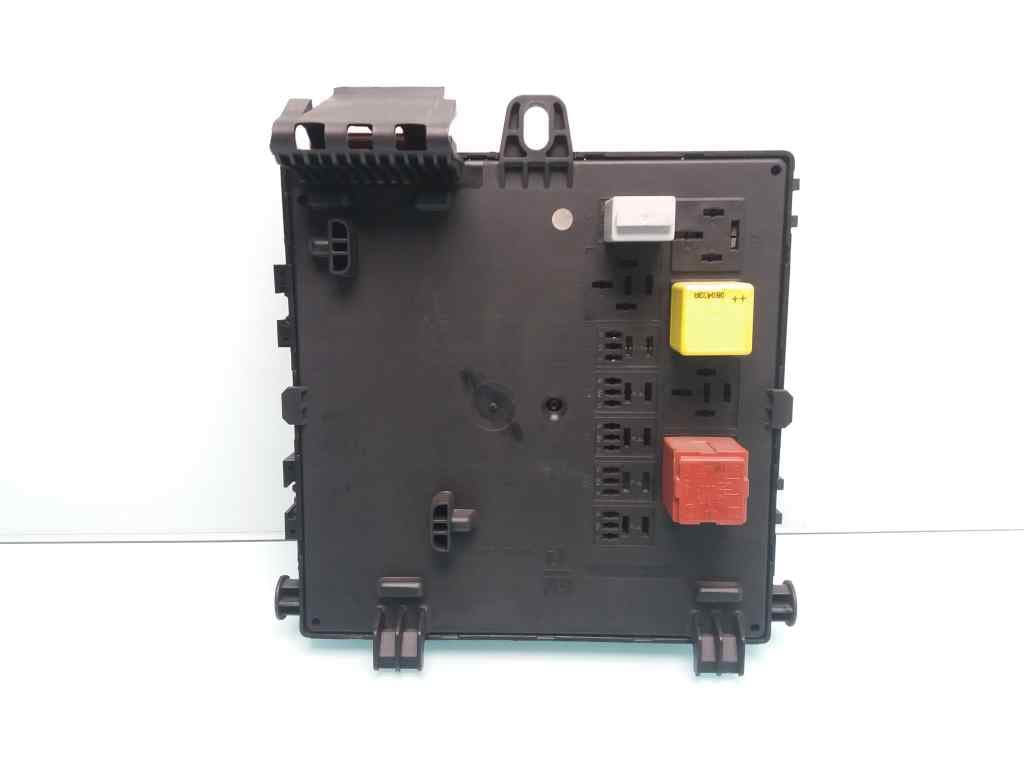 Caja reles / fusibles SAAB 9-3 BERLINA 2