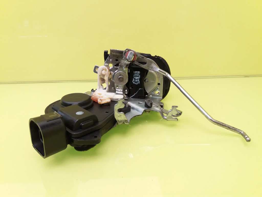 Cerradura puerta trasera derecha TOYOTA RAV 4 (A2) 3