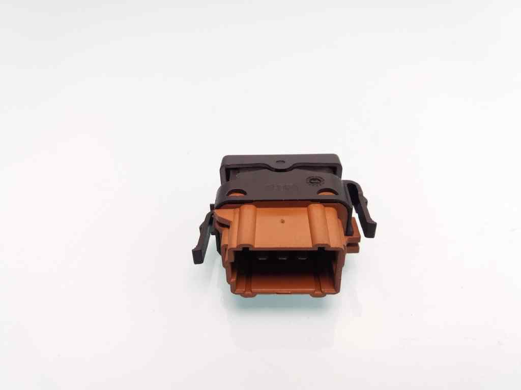 Interruptor RENAULT CLIO II FASE II (B/CB0) 4