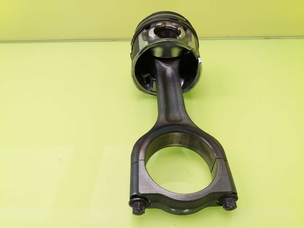 Piston PEUGEOT 307 BREAK / SW (S1) 3