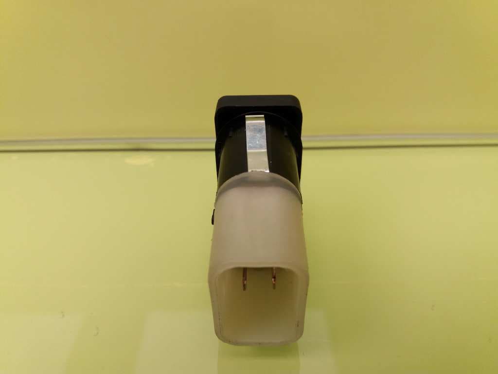 Mando elevalunas delantero derecho FORD FOCUS BERLINA (CAP) 5