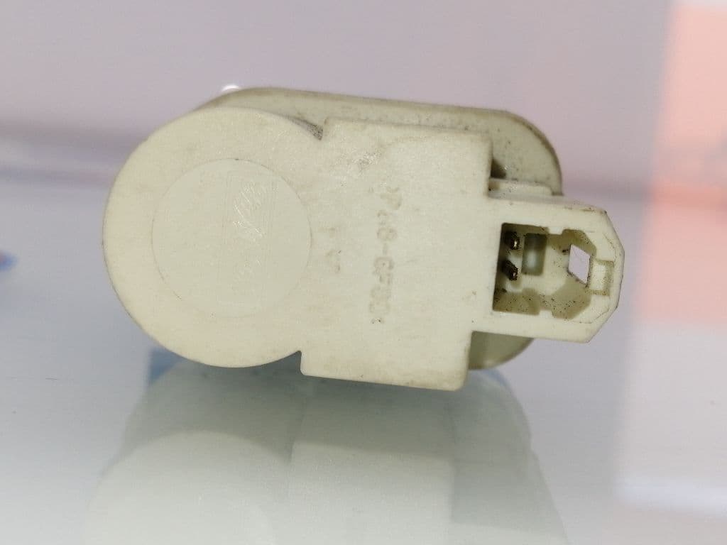 Interruptor FORD FOCUS BERLINA (CAP) 3