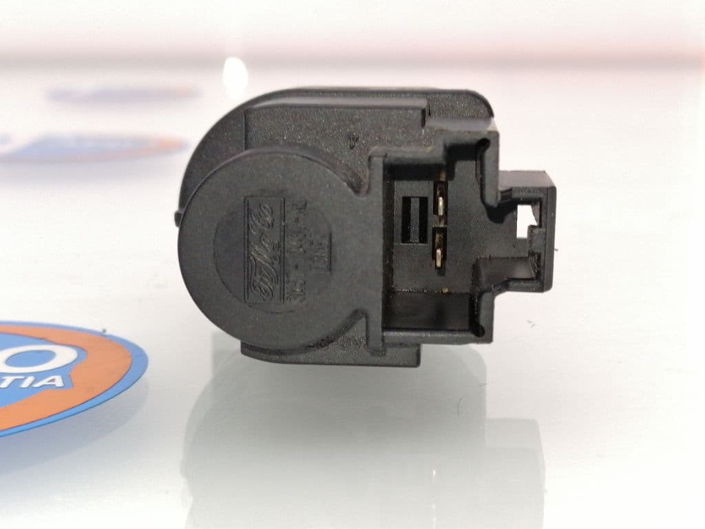 Interruptor FORD FOCUS BERLINA (CAP) 2