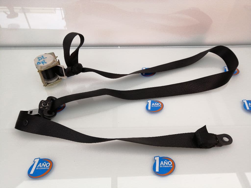Cinturon seguridad delantero derecho FORD FOCUS BERLINA (CAP)