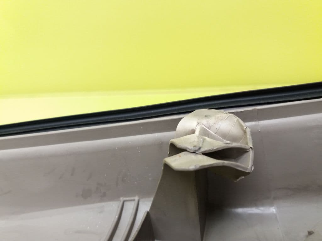 Guarnecido puerta trasera derecha RENAULT MEGANE II BERLINA 3P 2