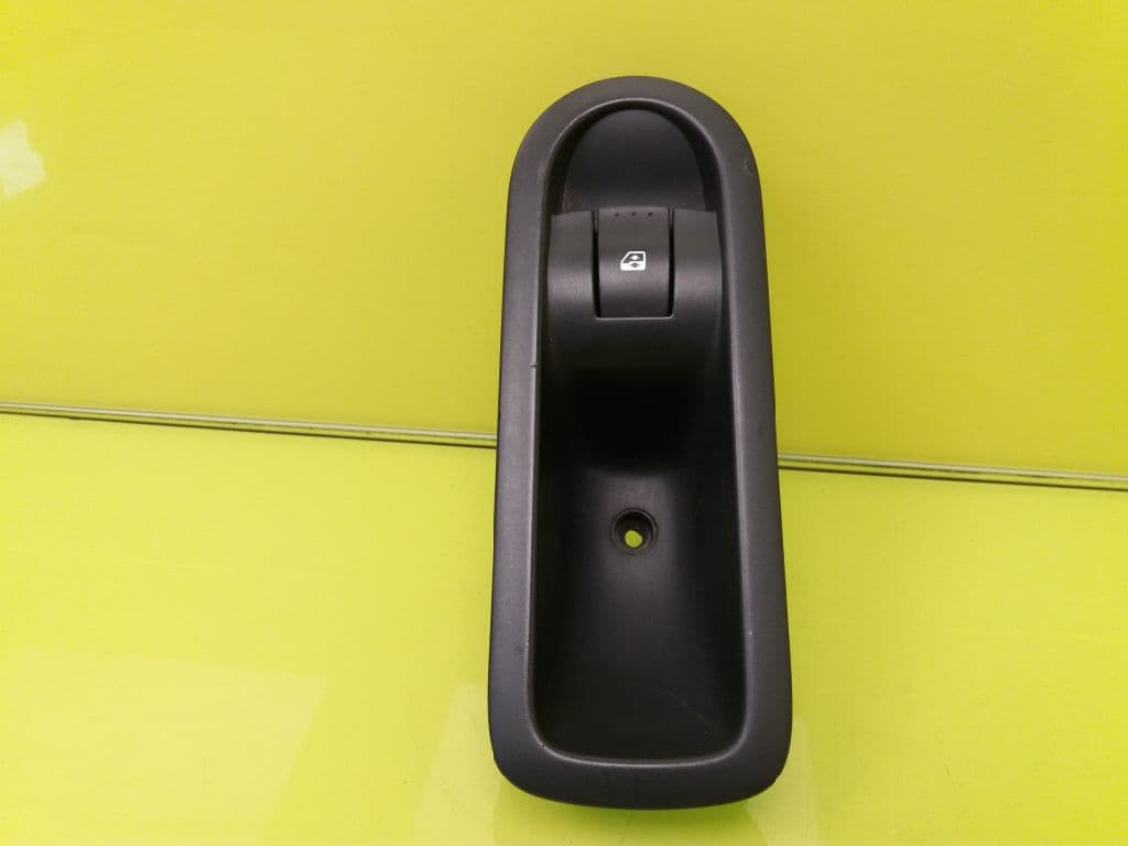 Mando elevalunas trasero derecho RENAULT MEGANE II BERLINA 3P