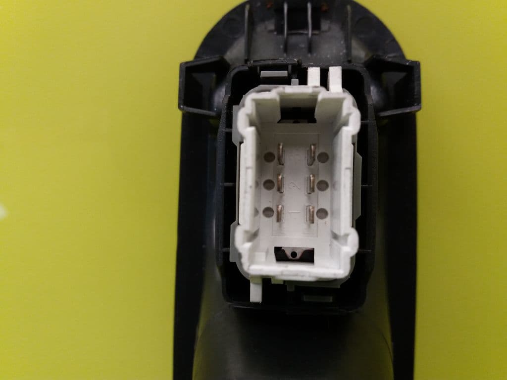 Mando elevalunas trasero derecho RENAULT MEGANE II BERLINA 3P 3