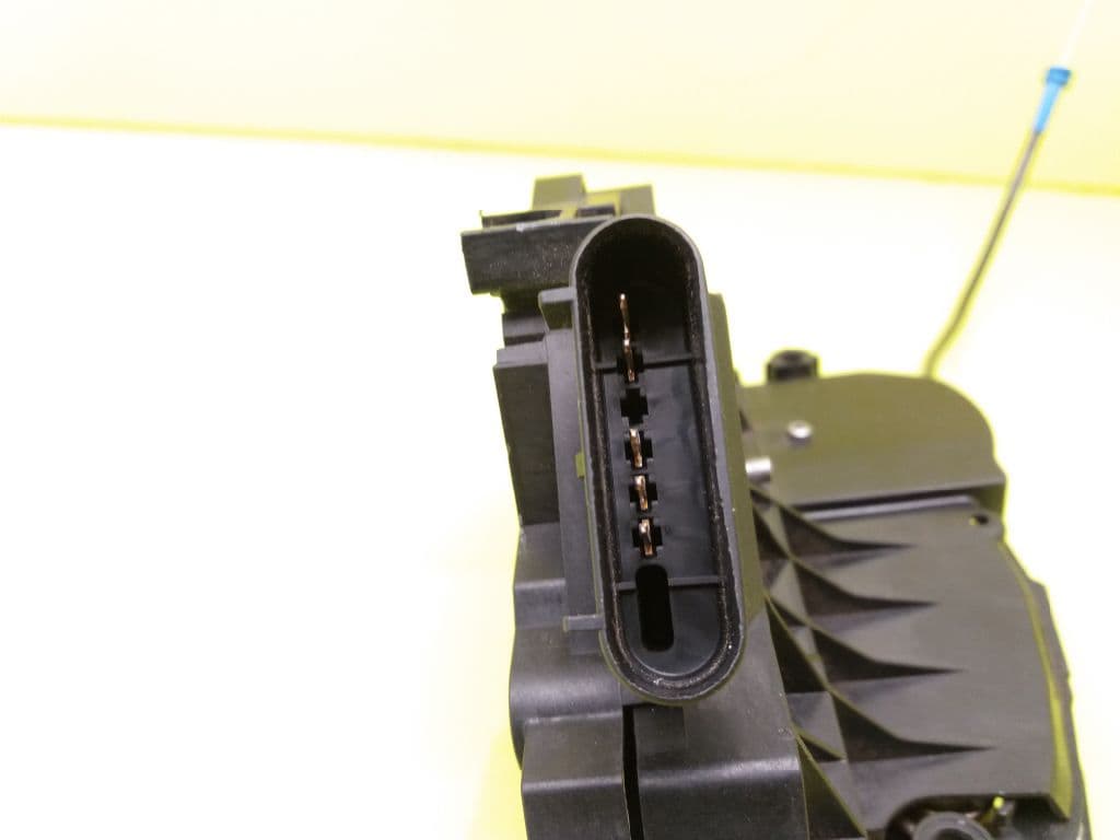 Cerradura puerta delantera izquierda FORD FIESTA (CE1) 5