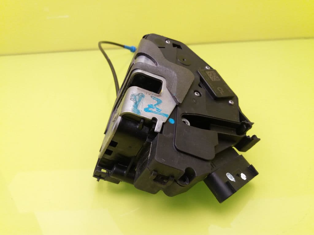 Cerradura puerta delantera izquierda FORD FIESTA (CE1) 2