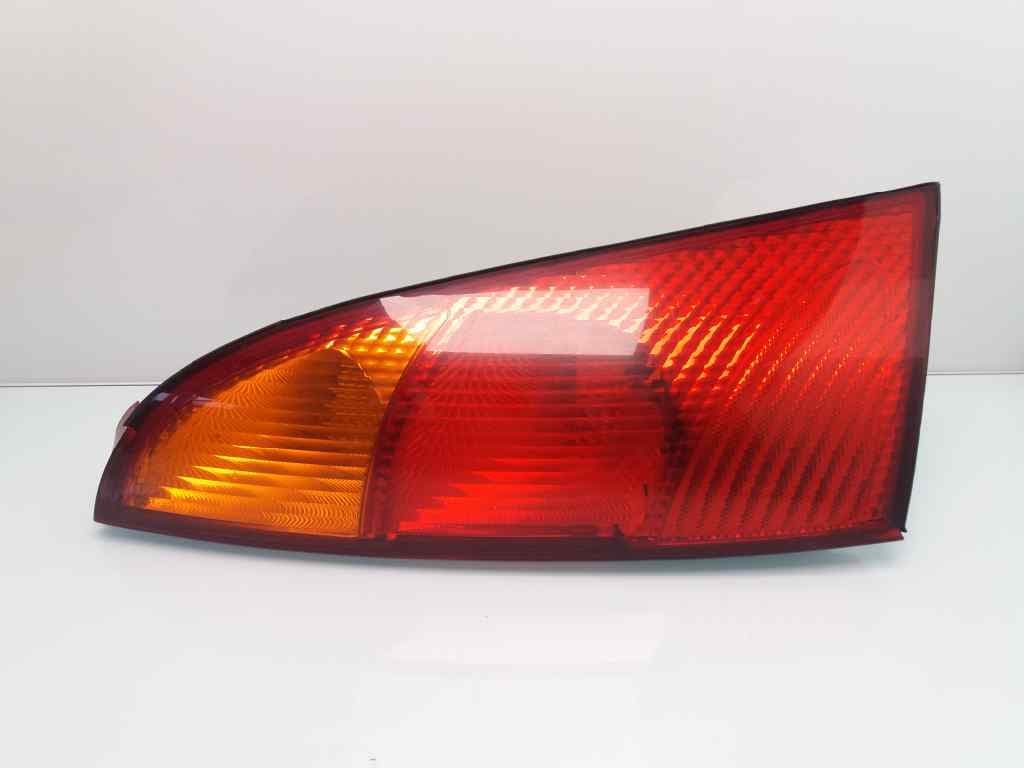Piloto trasero derecho FORD FOCUS