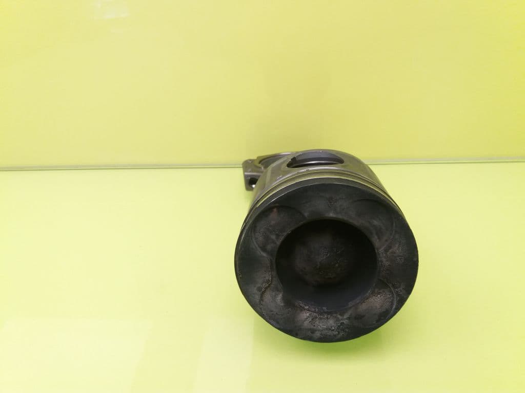 Piston BMW SERIE 3 BERLINA (E90) 2