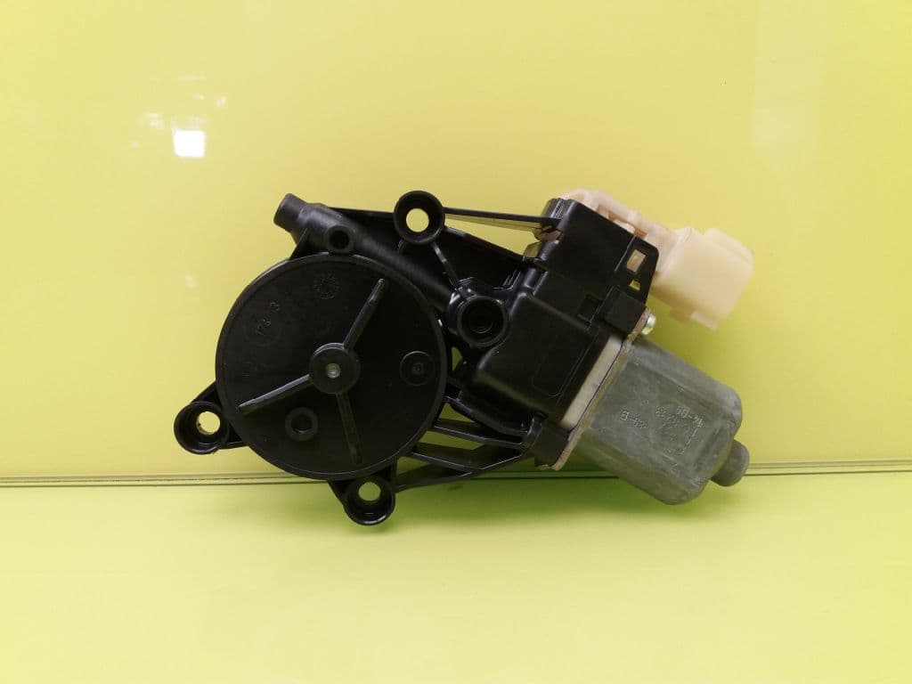 Motor elevalunas delantero izquierdo FORD FIESTA (CE1) 5
