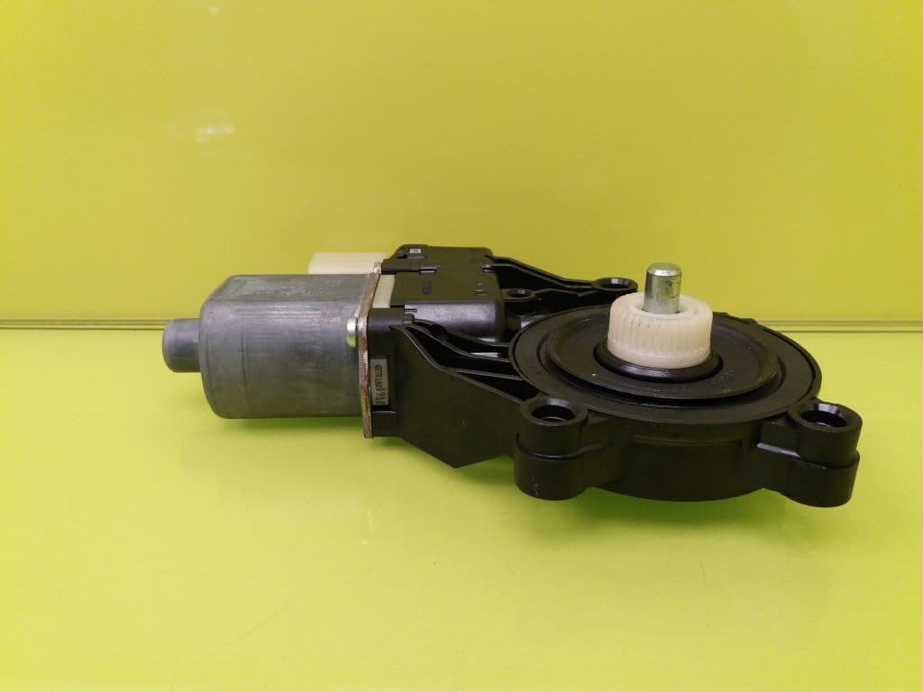 Motor elevalunas delantero izquierdo FORD FIESTA (CE1) 3