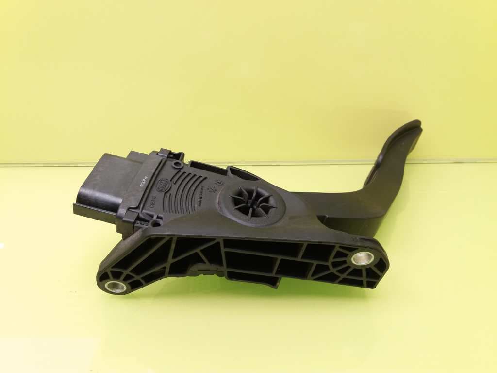 Pedal acelerador FORD FIESTA (CE1) 5