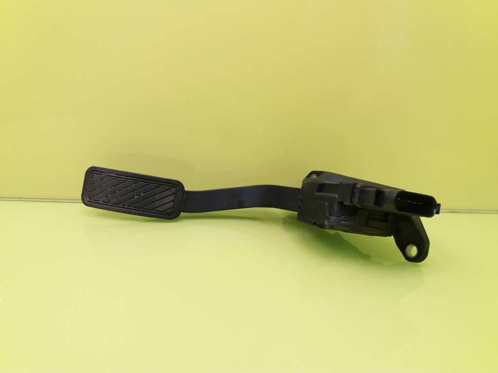 Pedal acelerador FORD FIESTA (CE1) 2