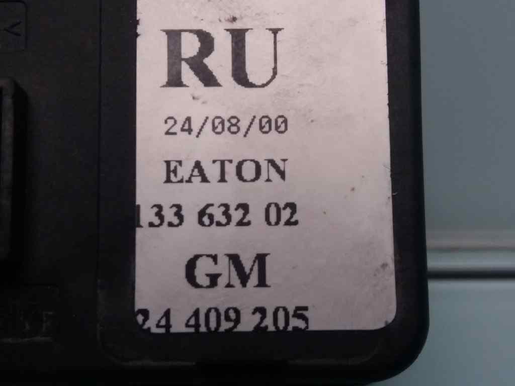 Mando elevalunas delantero izquierdo OPEL CORSA C 3