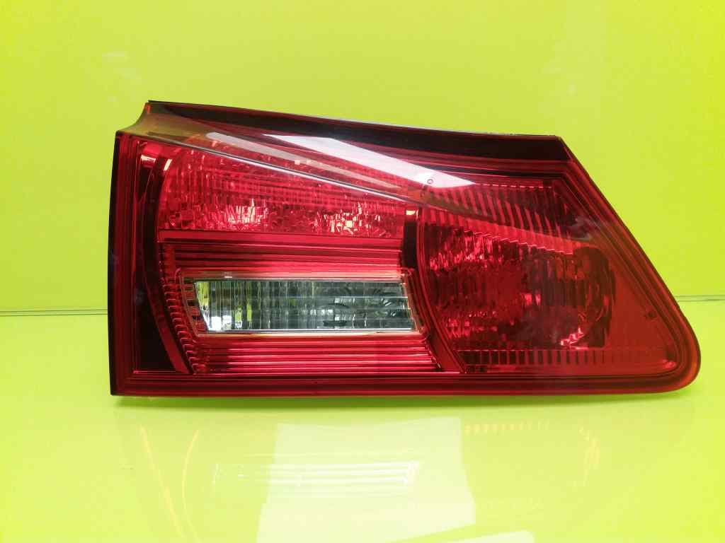 Piloto trasero izquierdo LEXUS IS