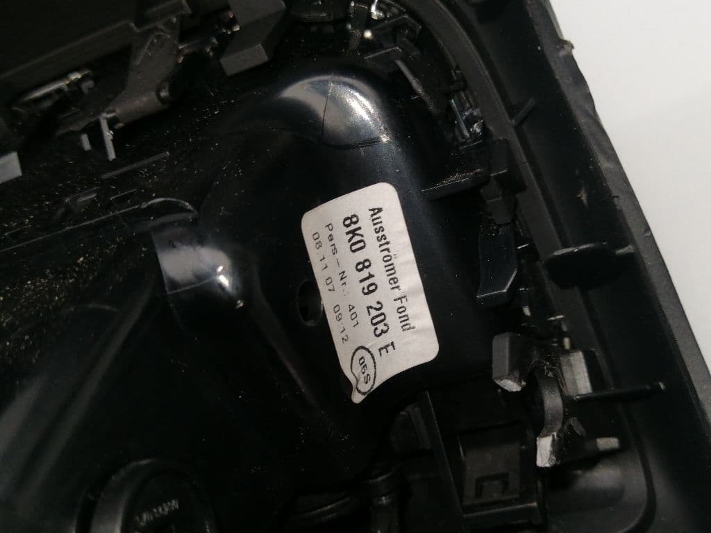 Plastico AUDI A5 COUPE (F53) 3