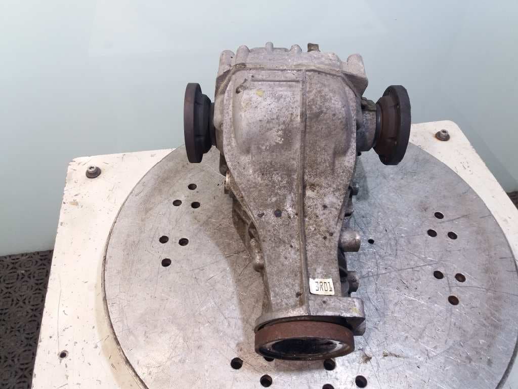 Diferencial trasero AUDI A5 COUPE (F53) 3
