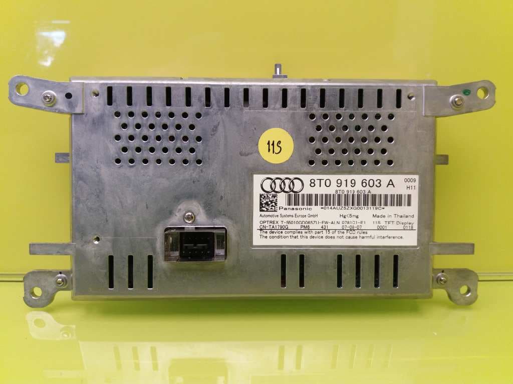 Pantalla multifuncion AUDI A5 COUPE (F53) 3