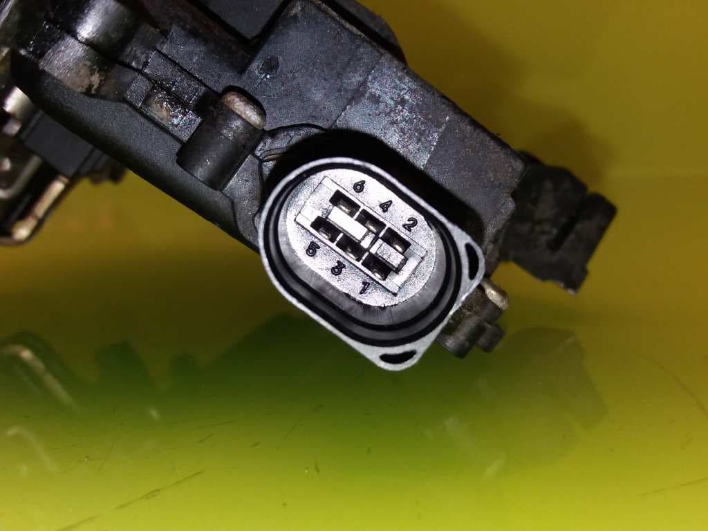 Cerradura puerta trasera izquierda SEAT TOLEDO (1L) 3