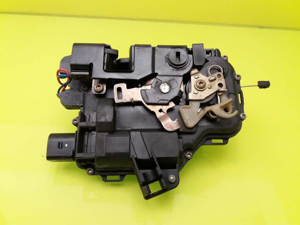 Cerradura puerta trasera izquierda SEAT TOLEDO (1L) 2