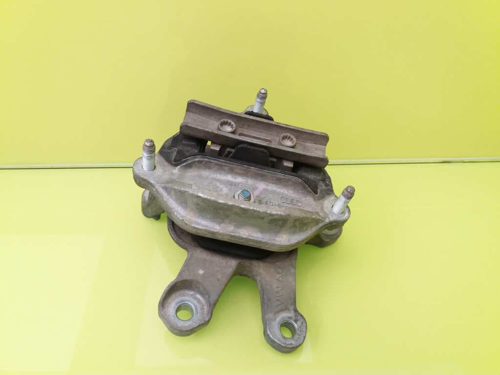 Soporte cambio AUDI A4 AVANT (8E)