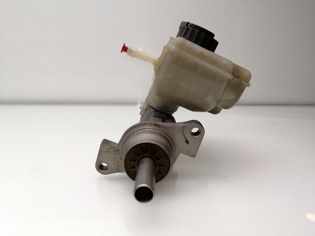 Bomba freno VOLKSWAGEN JETTA (165/167) 4