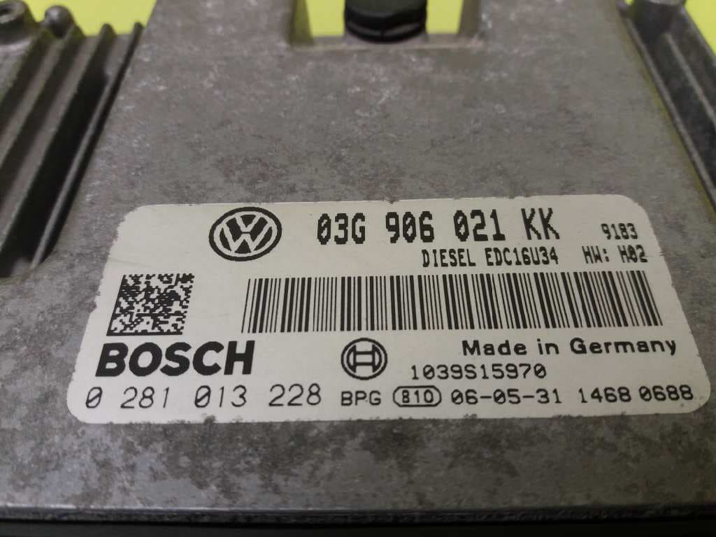 Centralita motor uce VOLKSWAGEN JETTA (165/167) 2