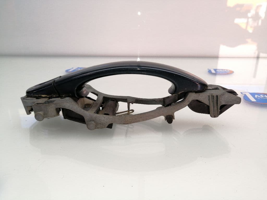 Maneta exterior delantera derecha VOLKSWAGEN JETTA (165/167) 3