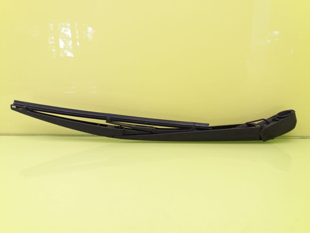 Brazo limpia trasero MAZDA 6 BERLINA (GG) 3