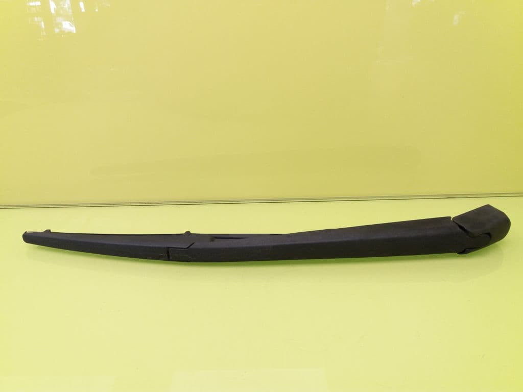 Brazo limpia trasero MAZDA 6 BERLINA (GG)
