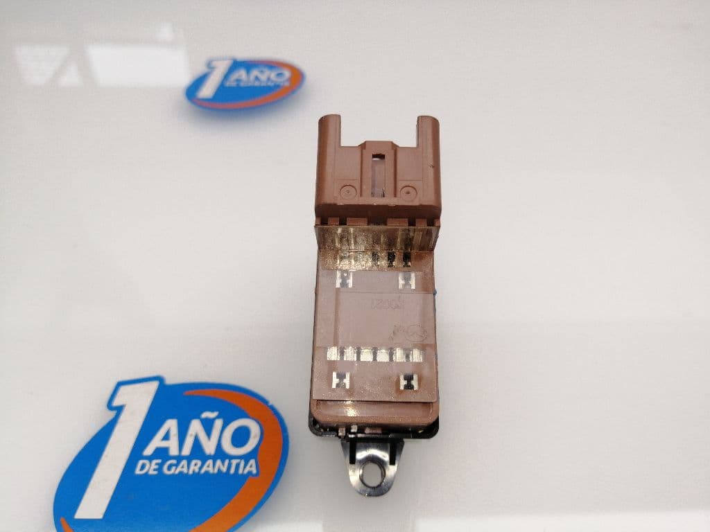 Mando elevalunas trasero derecho MAZDA 6 BERLINA (GG) 2