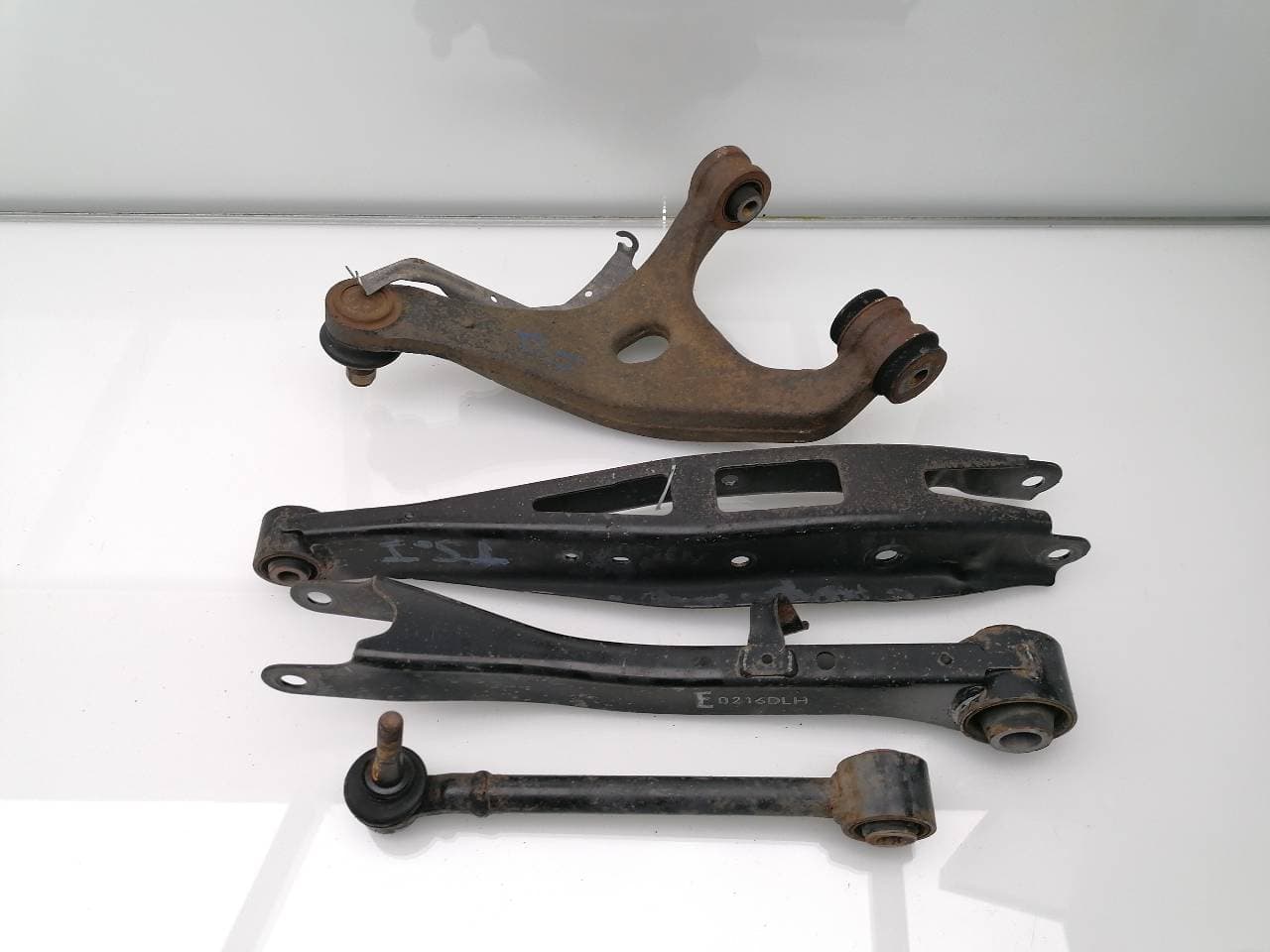 Brazo suspension inferior trasero izquierdo SUBARU IMPREZA G12