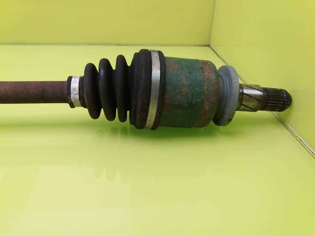 Recambio SUBARU IMPREZA G12 ref. 28421FG010 4